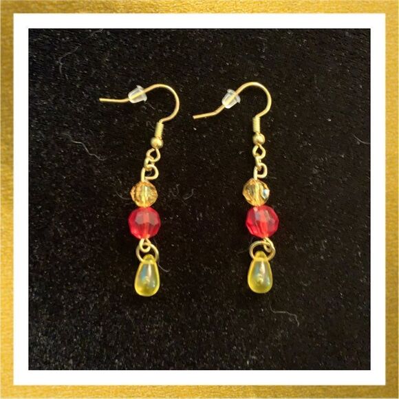 3/$20 Hand Crafted BEADED Dangle HANDMADE Gold EARRINGS - Picture 1 of 1